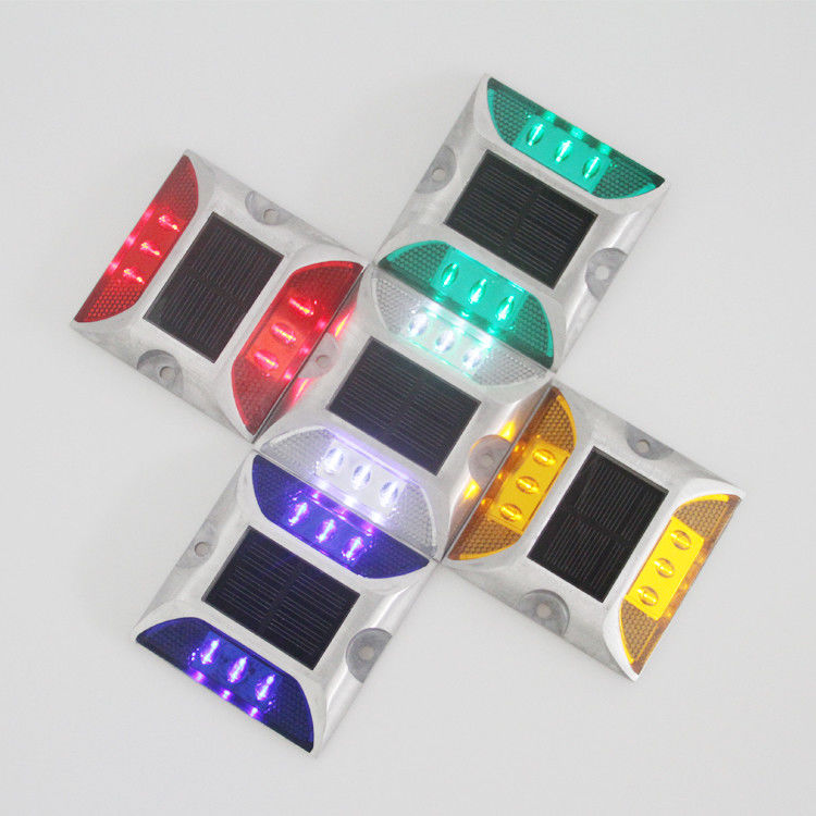 Reflectieve verkeersveiligheid Straatstokken Katten Ogen Zonne-energie Led Waarschuwing Stokdek Vlieglamp