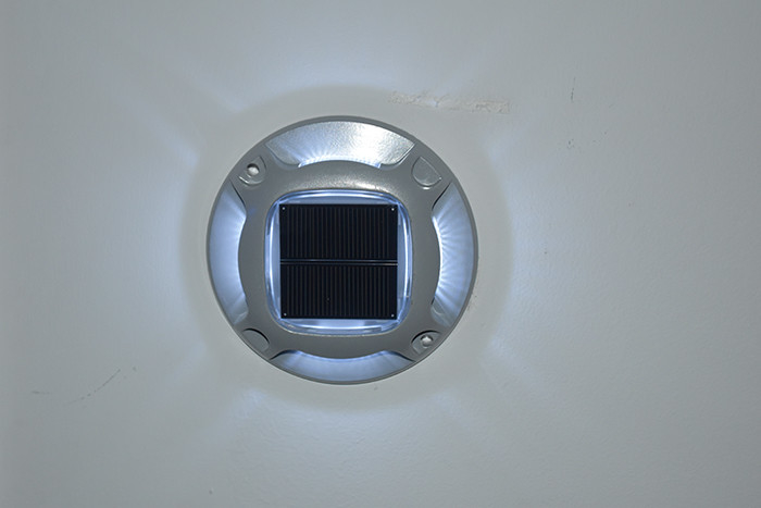 Buiten LED zonne-aandrijving Dock lichten Waarschuwingsstappenlampen Voor stoep Tuin Pad Yard