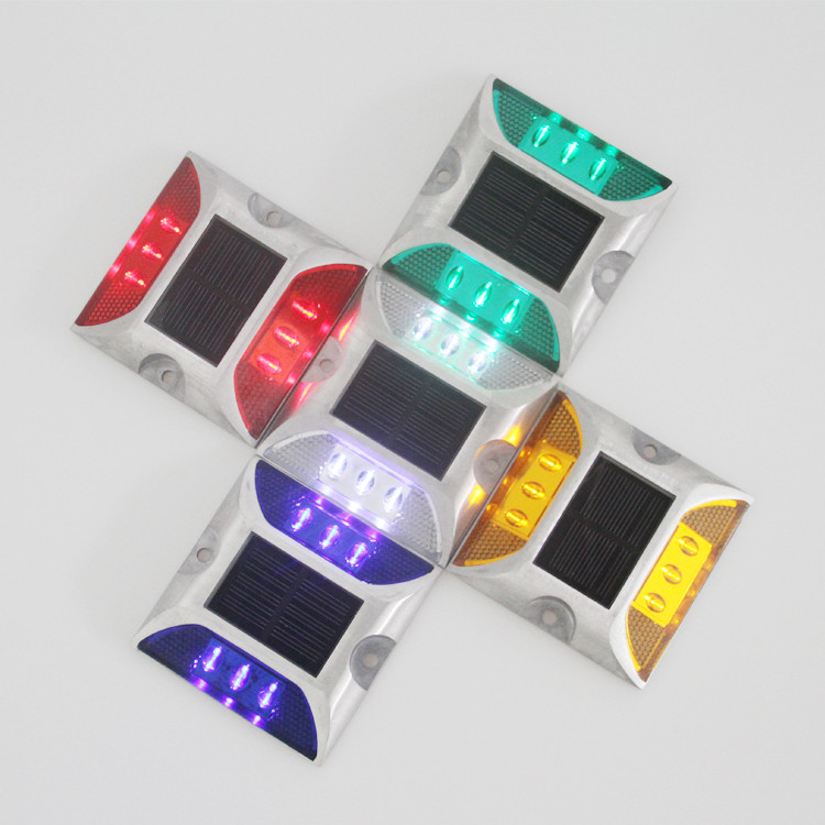 zonne-energie led reflector met aluminium legering Shell Lithium Battery Power 2pcs LED Placement
