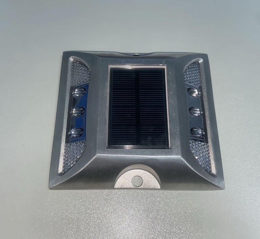Aluminium legering PC zonne-aangedreven wegstokjes met IP68 waterdicht niveau en LED-lichtbron