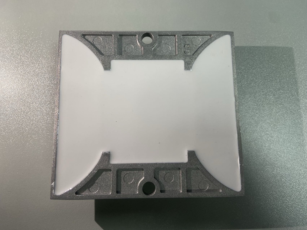 Aluminium legering PC zonne-aangedreven wegstokjes met IP68 waterdicht niveau en LED-lichtbron