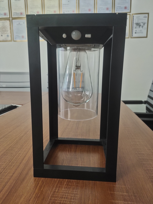 Buitengebied zonne-LED wandlicht IP65 waterdicht zonne-tuin licht voor hek graspad