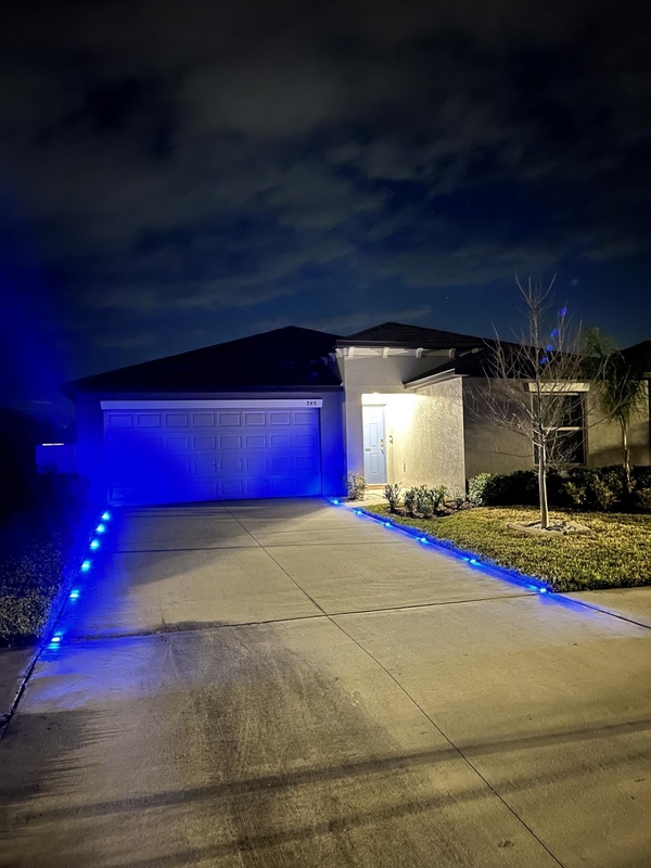 107*95*23mm Solar Powered Road Stud Light LED Reflector Ground Light Paddekdock Waarschuwingslicht