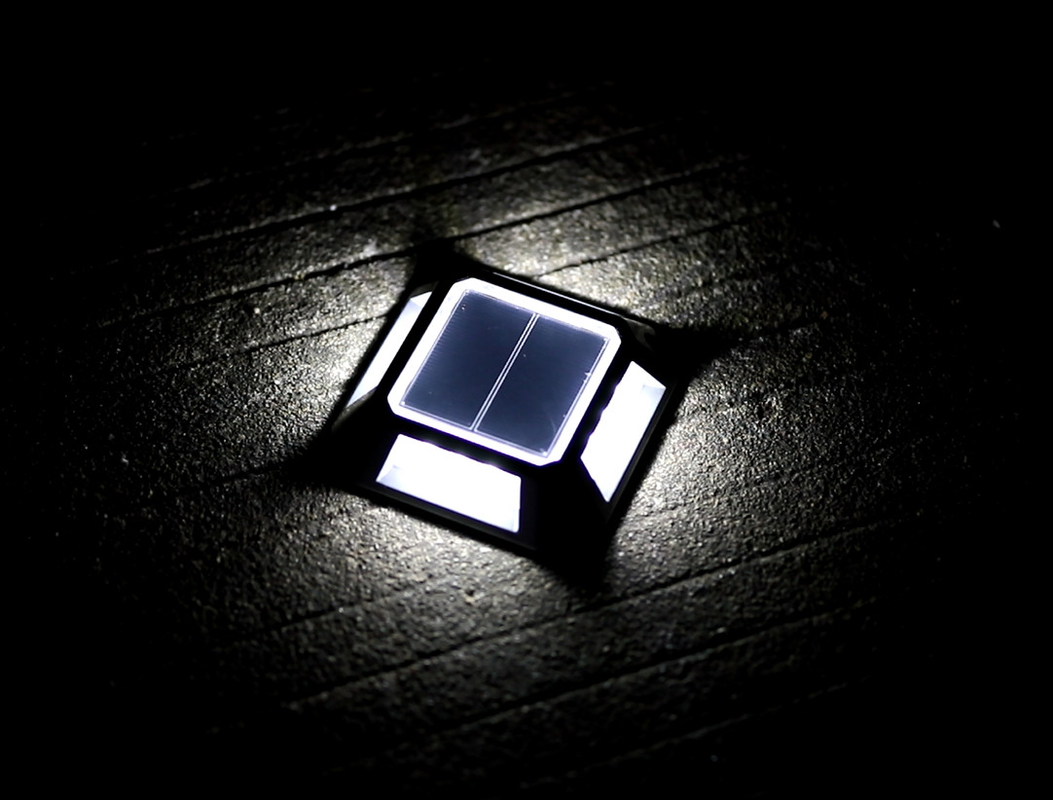 IP67 Waterdichte beveiliging Zonne-deklichten Buiten Stap Trap Tuin Ground Pathway Dock Light