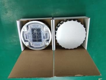 123*50 mm Solar LED Stud voor duurzame en milieuvriendelijke verlichtingsoplossing