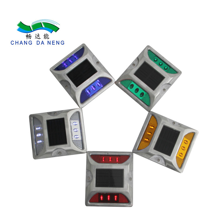 Wit Geel Rood Blauw Groen 330g 2V LED Zonne-energie Straatstaken Werktemperatuur -20C-70C Aluminium legering