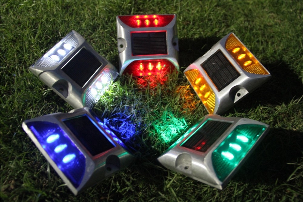 PBW Aluminium Solar Road Stud LED Solar Road Reflector Voor Veiligheidswaarschuwing