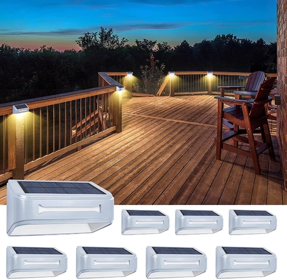 Solar Powered LED tuin hek licht voor buiten waterdichte verlichting in warm wit / koud wit / blauw / RGB 1-3 jaar garantie