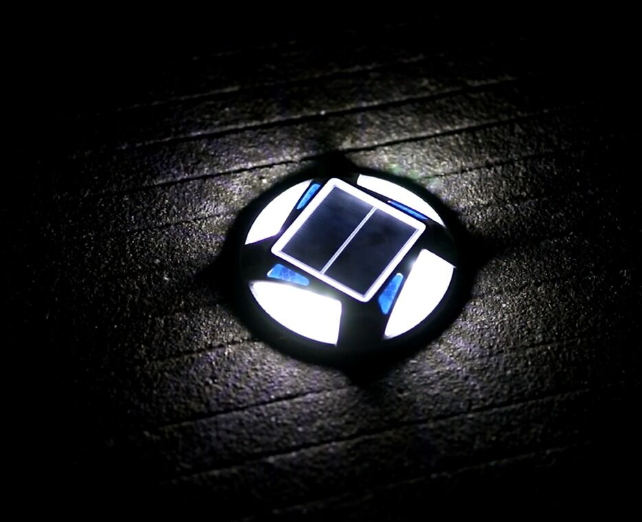 Solar Road Stud met 12 stuks LED-verouderingsbestendige hulpverlichting voor verkeersveiligheid